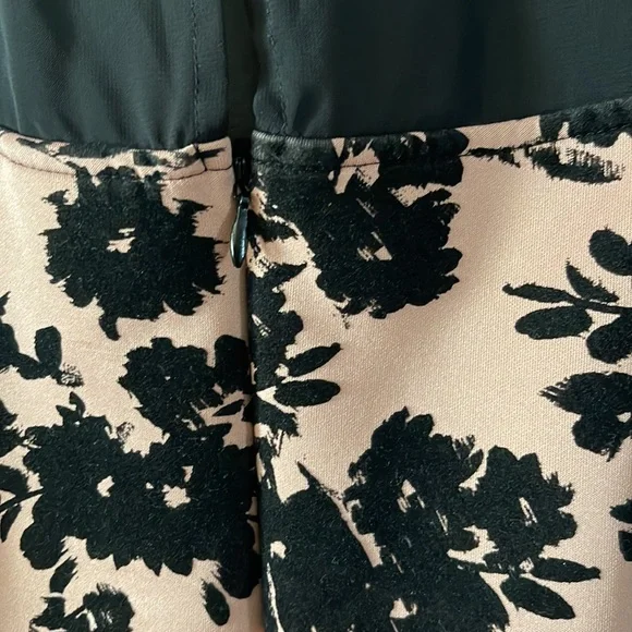 PINK AND BLACK DRESS WITH BLACK FLORAL PRINT SIZE 12 ENFOCUS STUDIO - Picture 4 of 8